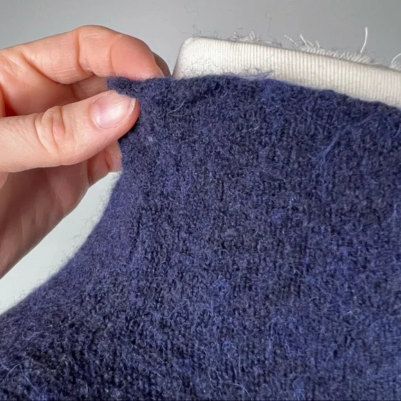 EUC - Madewell, Inland Rolled Turtleneck Dark Blue Sweater in Coziest Yarn, XS - Picture 11 of 15